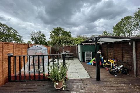 71 Braund Avenue, Greenford, UB6 9JJ