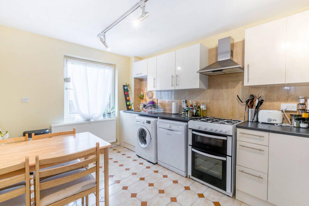 Twyford Street, King's Cross, London, N1 3 bed semidetached house to