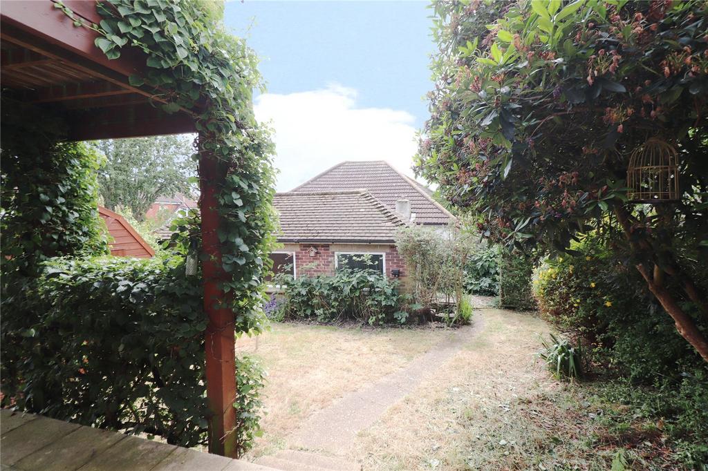 Detached Garage