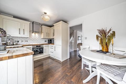56 Barlow Drive, London, SE18 4NE