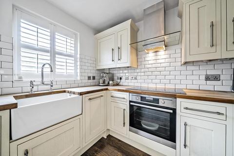 56 Barlow Drive, London, SE18 4NE
