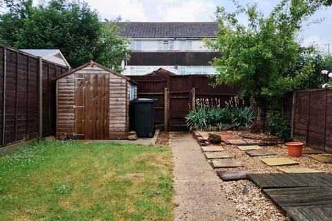 35 Avon Square, Hemel Hempstead, HP2 6DZ