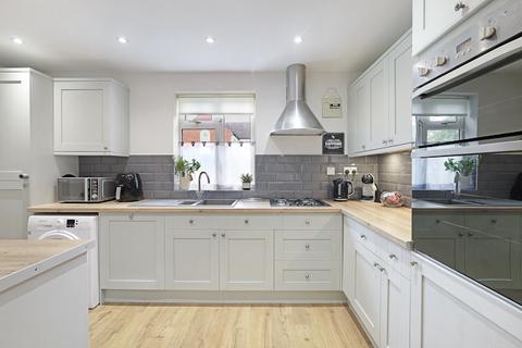 24 Beamish Close, North Weald, Epping, CM16 6JN