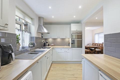 24 Beamish Close, North Weald, Epping, CM16 6JN