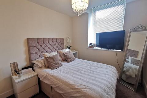 2 bedroom flat to rent, Textile Street, Dewsbury, West Yorkshire, WF13