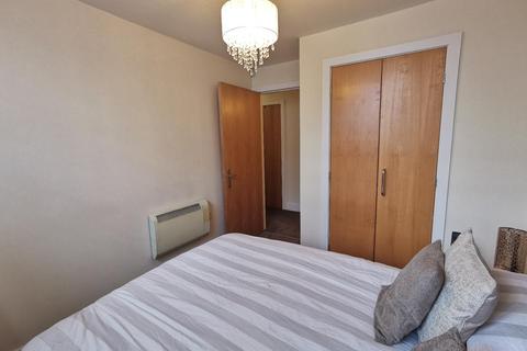 2 bedroom flat to rent, Textile Street, Dewsbury, West Yorkshire, WF13