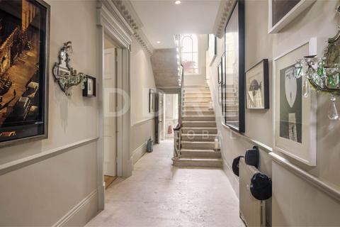 10 Randolph Road, London, W9 1AN