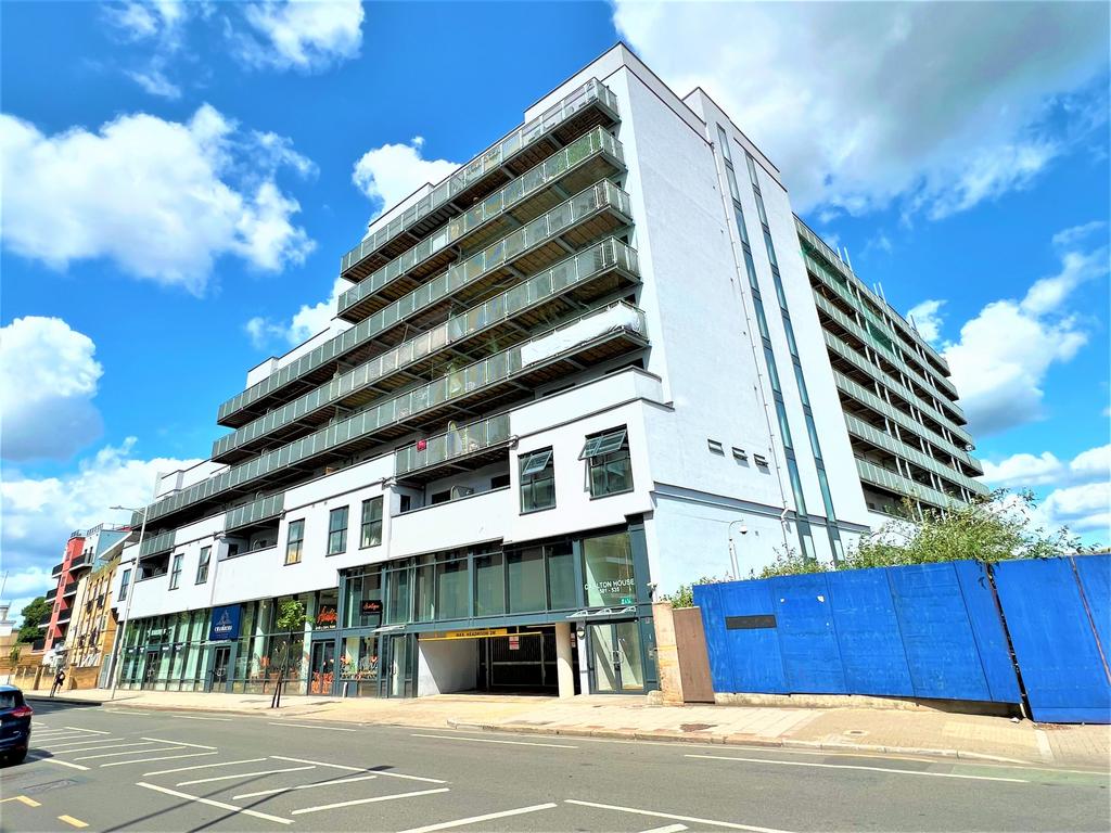 Carlton House, Ilford IG1 2 bed apartment £1,550 pcm (£358 pw)