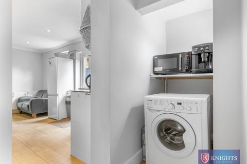 49 Winchelsea Road, London, N17 6XJ