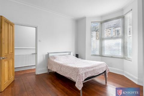 49 Winchelsea Road, London, N17 6XJ