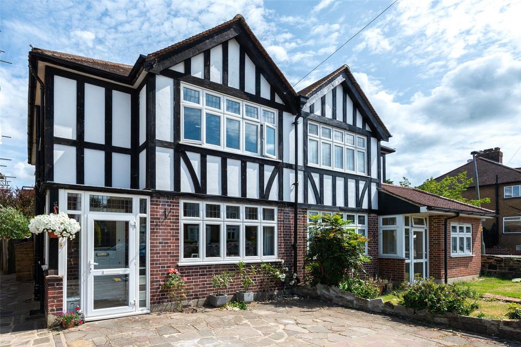 Gravel Road, Bromley, Kent, BR2 3 bed semidetached house £660,000