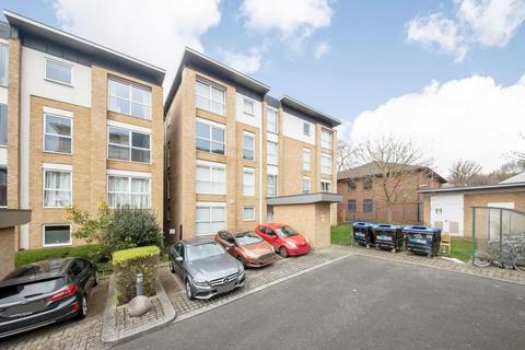 2 bedroom apartment for sale - Highwood Close, East Dulwich, London, SE22