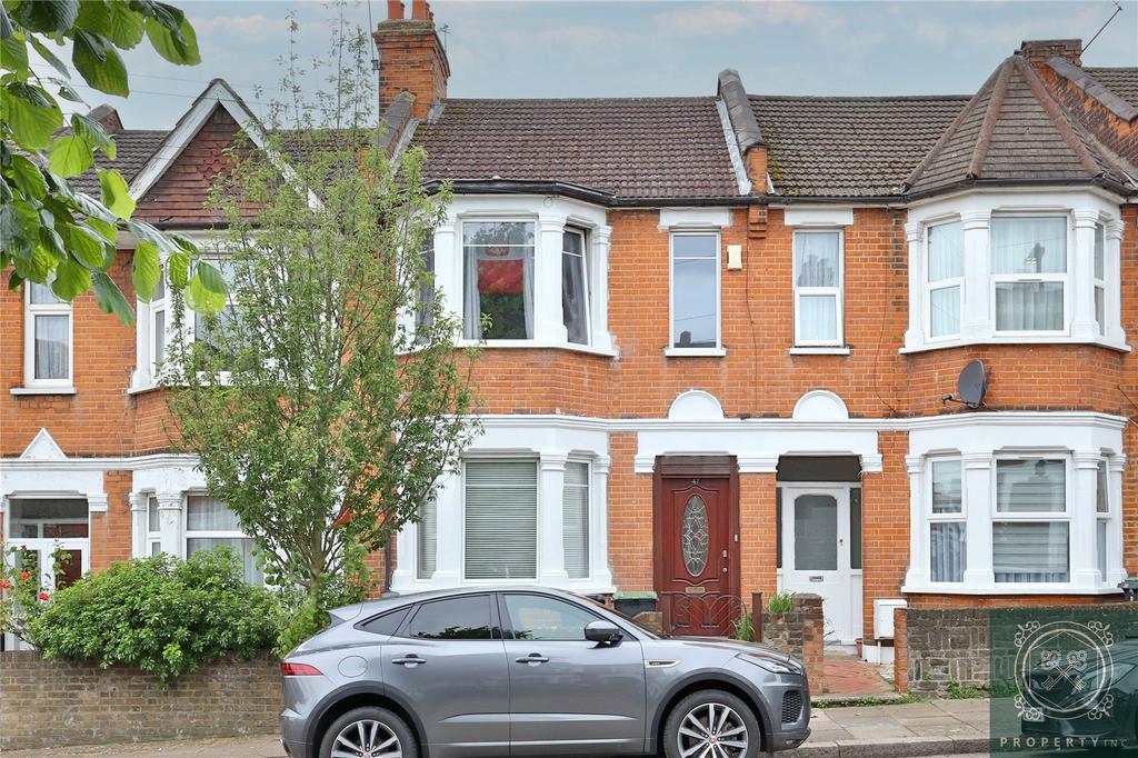 Solway Road, Wood Green, London, N22 2 bed terraced house for sale £