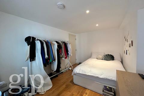 1 bedroom flat to rent, St. Martin's Lane