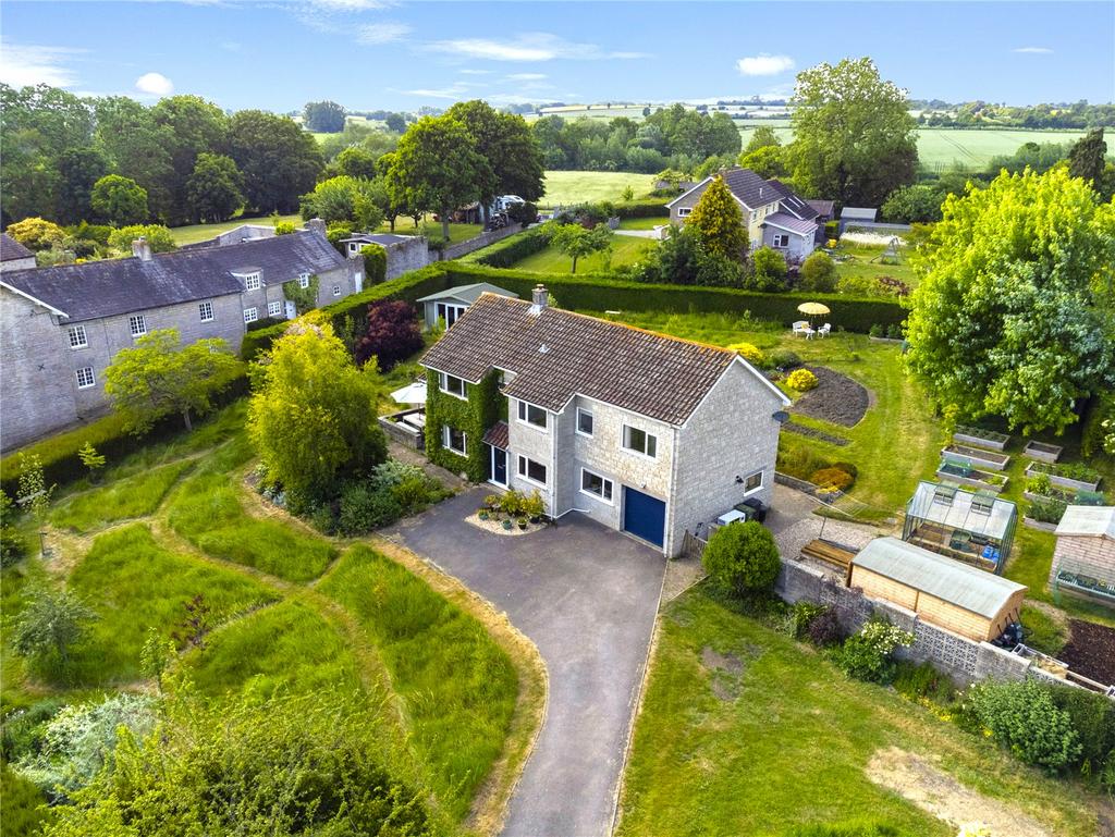 Bineham Road, Knole, Langport, Somerset, TA10 4 bed detached house for