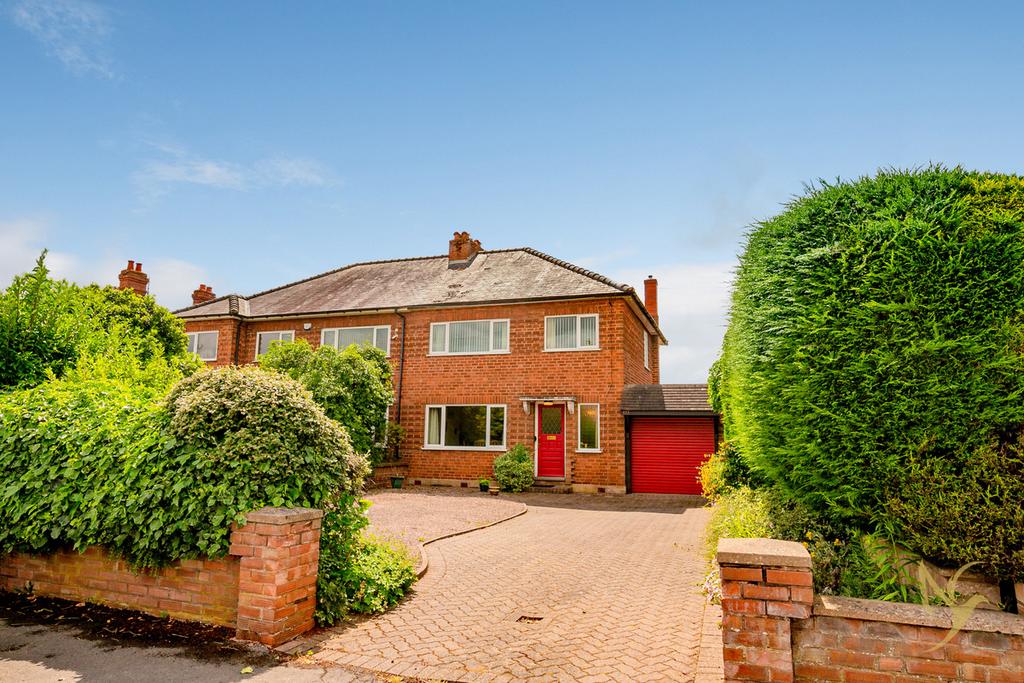 Worcestershire DY13 3 bed semidetached house for sale £285,000