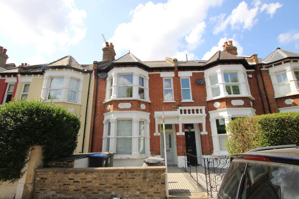 Victoria Road, Queens Park 4 bed terraced house £3,900 pcm (£900 pw)