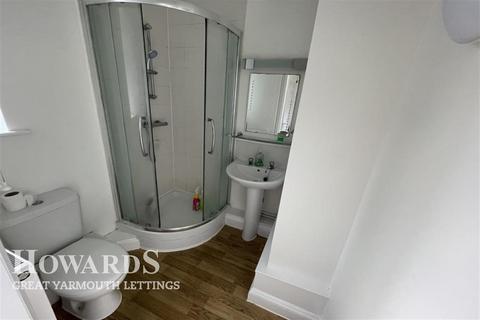 1 bedroom flat to rent, King Street (Junction with Nottingham Way)