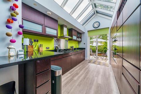 14 Bevington Road, Beckenham, BR3 5LD