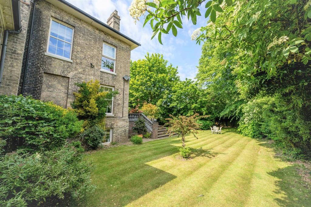 King's Lynn 7 bed detached house for sale £795,000