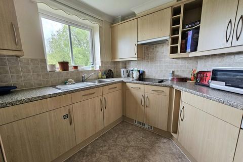 1 bedroom apartment for sale - St Rumbolds Court, Buckingham Road
