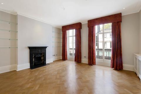 3 bedroom maisonette for sale, Lower Belgrave Street, London, SW1W