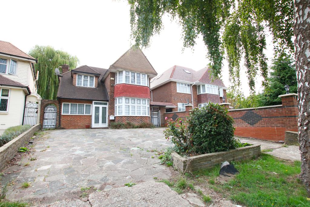 Salmon Street, Kingsbury 4 bed detached house for sale £1,150,000