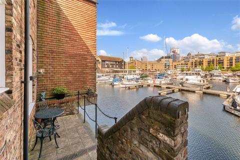 3 Mews Street, London, E1W 1UG