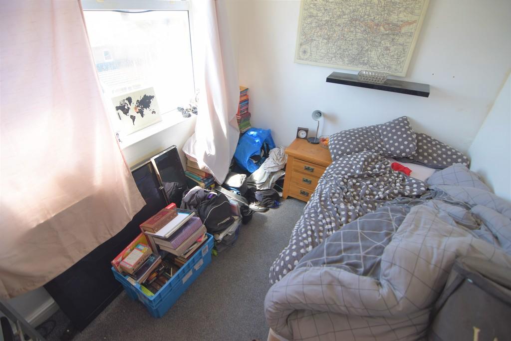 Flat 5 bedroom