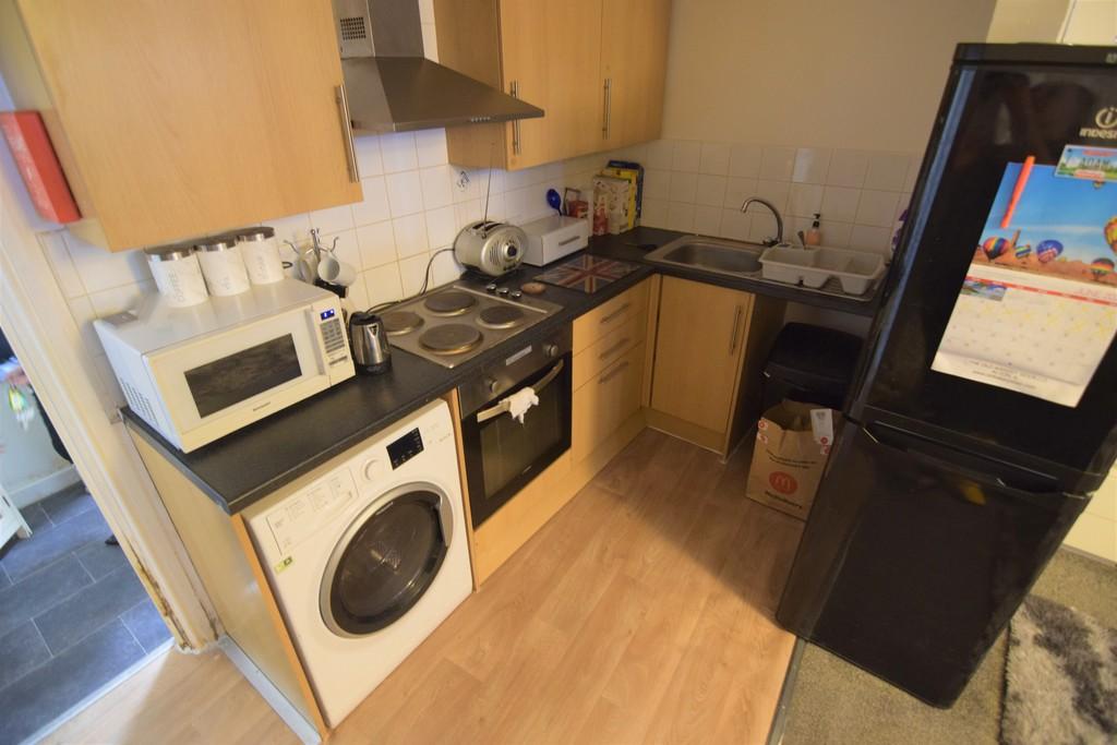 Flat 1 kitchen