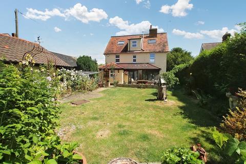 Yew Tree Cottage Brick End, Broxted, Dunmow, CM6 2BL