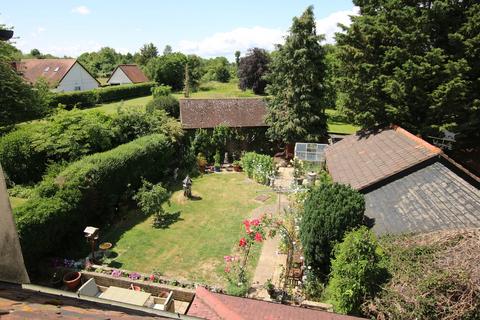 Yew Tree Cottage Brick End, Broxted, Dunmow, CM6 2BL