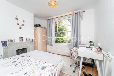 4 bedroom terraced house to rent, Mitford Road, Upper Holloway, London