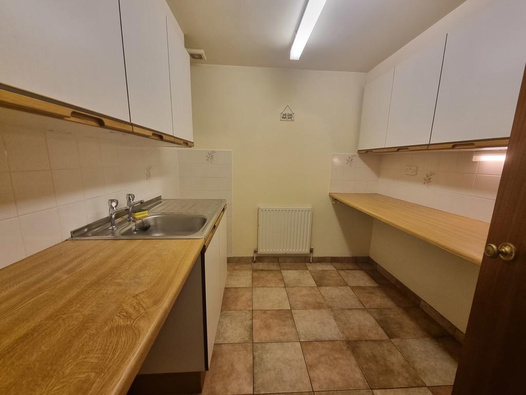 Barnpark Terrace, Teignmouth 2 bed ground floor flat for sale £145,000