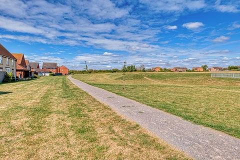 14 Cranesbill Road, Melksham, SN12 7GG