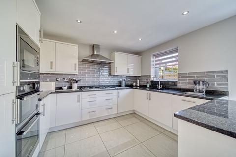14 Cranesbill Road, Melksham, SN12 7GG