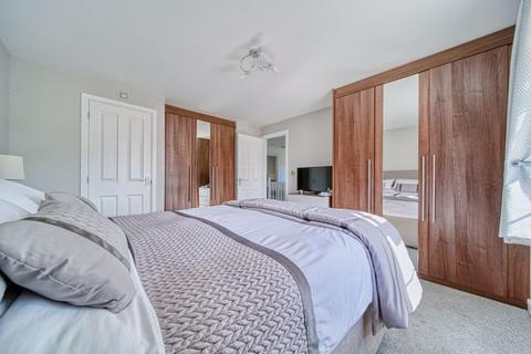 14 Cranesbill Road, Melksham, SN12 7GG