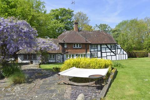 3 bedroom detached house for sale, Guildford Road, Loxwood