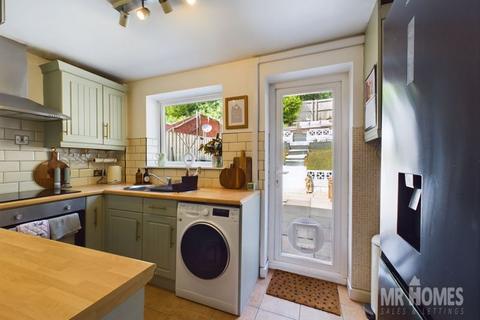 48 Ashdene Close, Cardiff, CF5 2SA