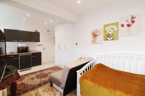 1a Beech Road, Slough, SL3 7DQ