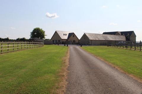 undefined, An unfurnished 4 Bed detached house offering excellent accommodation