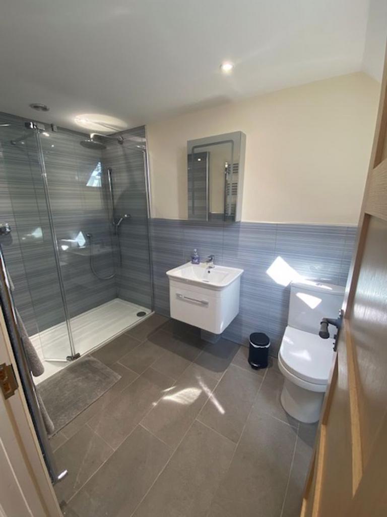 Bedroom 3 en-suite
