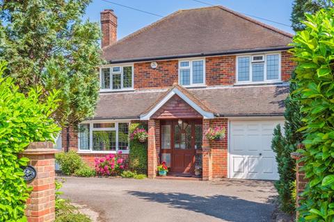 36 Bottrells Lane, Chalfont St Giles, HP8 4EY