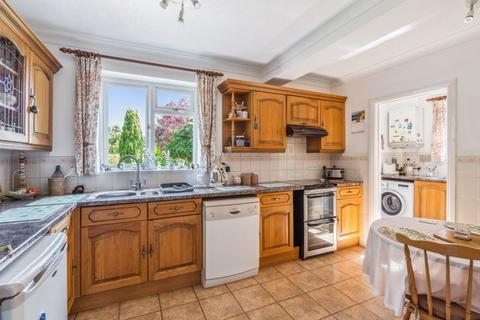36 Bottrells Lane, Chalfont St Giles, HP8 4EY