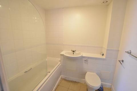 1 bedroom apartment to rent, Station Approach, Epsom KT19 8DL