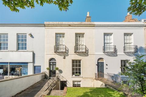 68 Fairview Road, Cheltenham, GL52 2EH