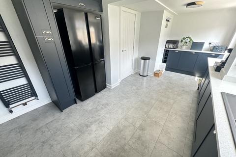 32 Alnwick Road, Durham, DH1 5NN