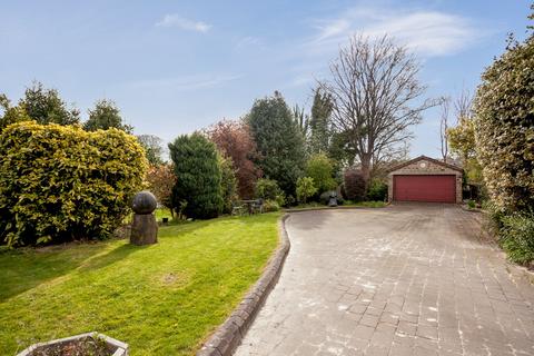 5 bedroom detached house for sale, Liversedge Hall Lane, Liversedge, WF15