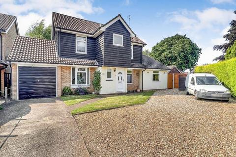 4 bedroom detached house for sale, Mountbatten Drive, Leverington, Wisbech, Cambridgeshire, PE13 5AF