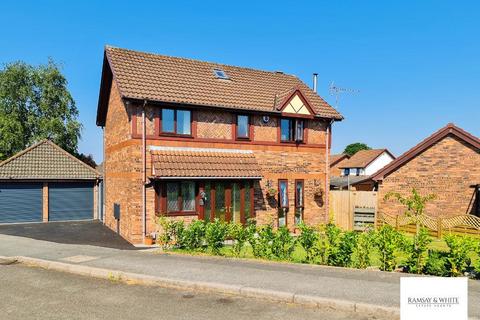 4 bedroom detached house for sale - Heol Pant Y Dwr, Gorseinon, Swansea, West Glamorgan, SA4 4ZF